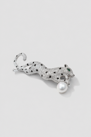 Luxury Crystal Leopard Pearl Brooch